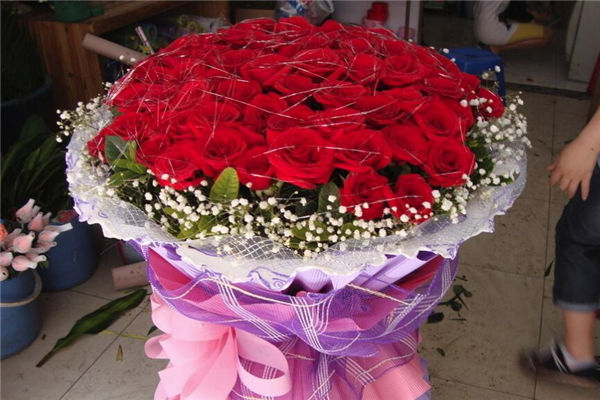 情人生日送什么禮物，情侶生日送什么禮物