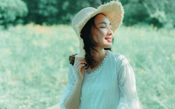 重慶一女租客退租后留半人高垃圾,現(xiàn)場畫面慘不忍睹...