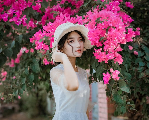 怎么安慰抑郁女孩？細語關懷，心靈撫慰！