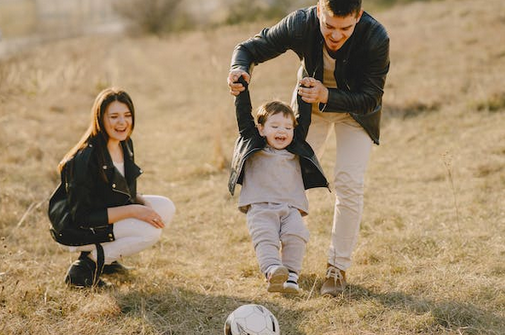 妻子出軌男人正確處理方式是什么?揭秘維護(hù)婚姻的秘籍!