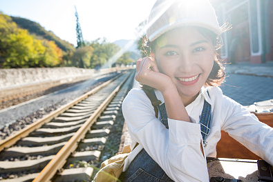 果斷結(jié)束暖昧的女人好嗎？挺好的